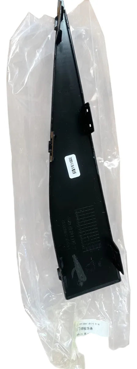 Molduras Faldón Puerta Delantera Der/izq Byd Dolphin Mini Negro