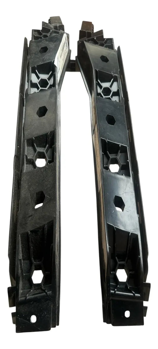 Soporte Lateral Derecho de Fascia Trasera para Chirey Tiggo 7 Pro – Guía de Alineación Original (Lado Copiloto)