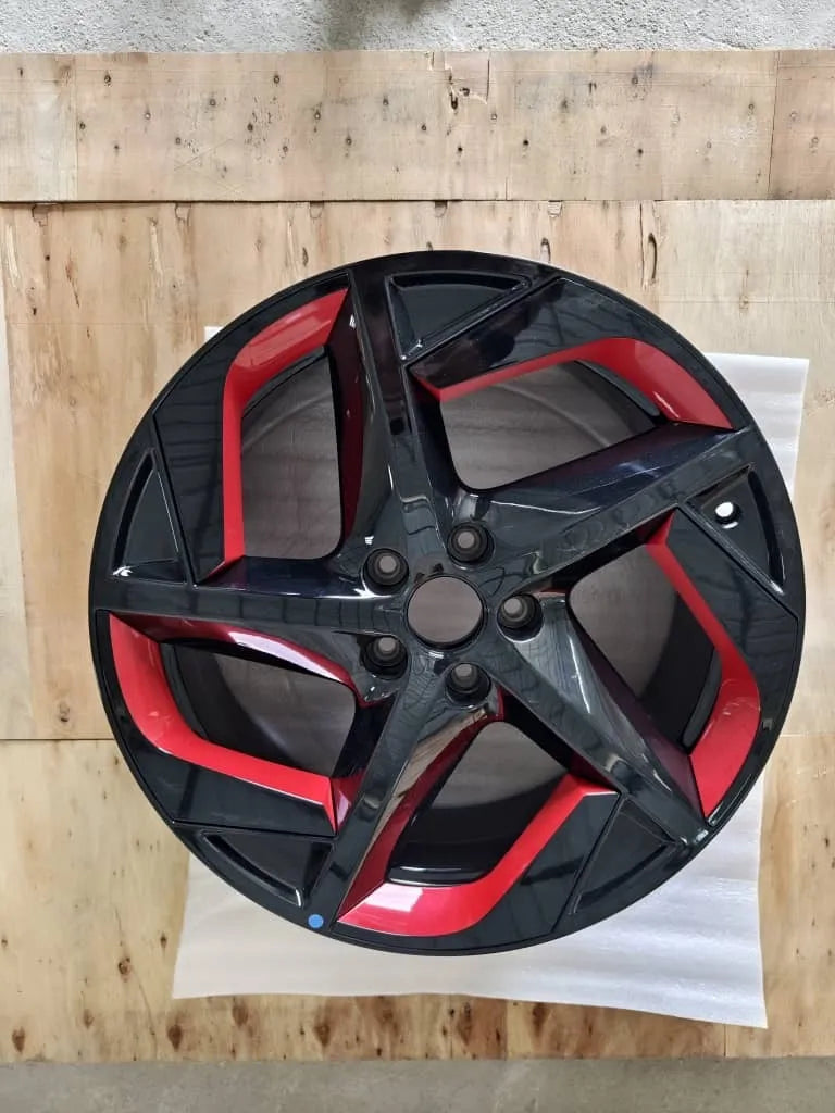 Rin 18 *7j Et33 5/105 Chirey Omoda C5 Alloy Wheels.